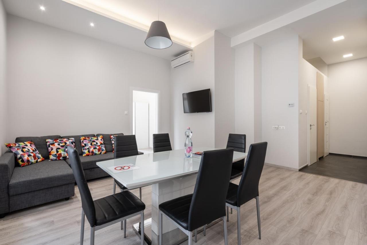 Cascade Corvin Apartment Budapest Ngoại thất bức ảnh