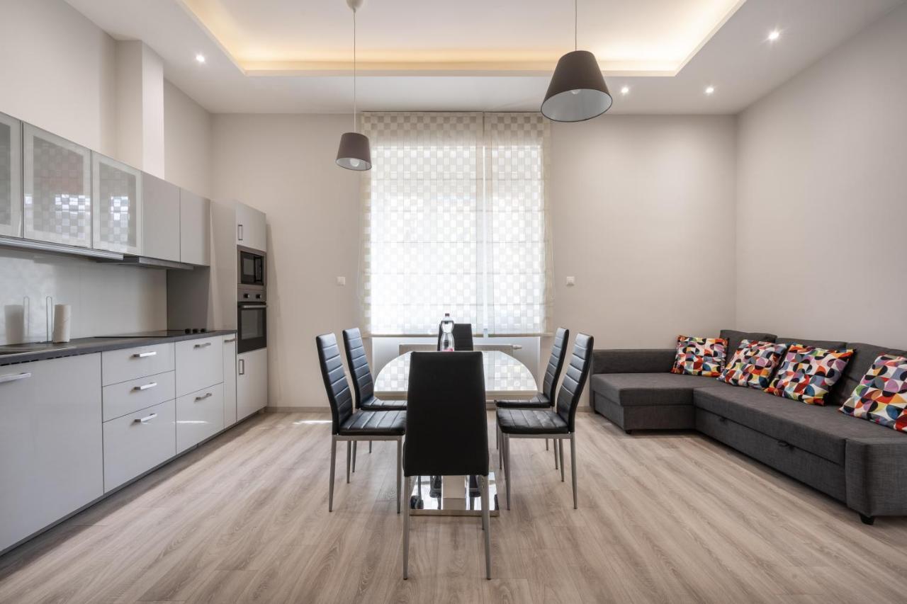 Cascade Corvin Apartment Budapest Ngoại thất bức ảnh