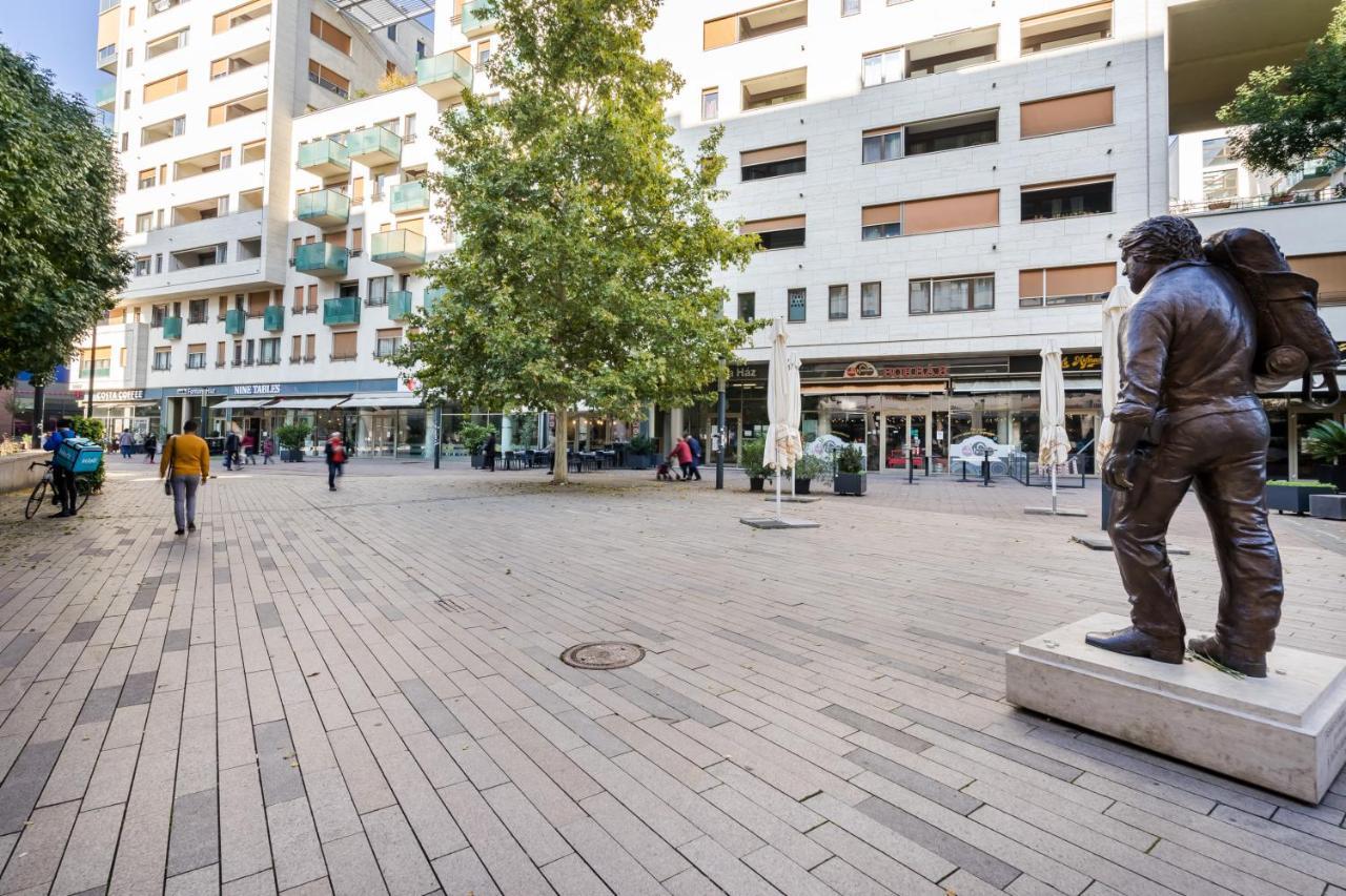 Cascade Corvin Apartment Budapest Ngoại thất bức ảnh